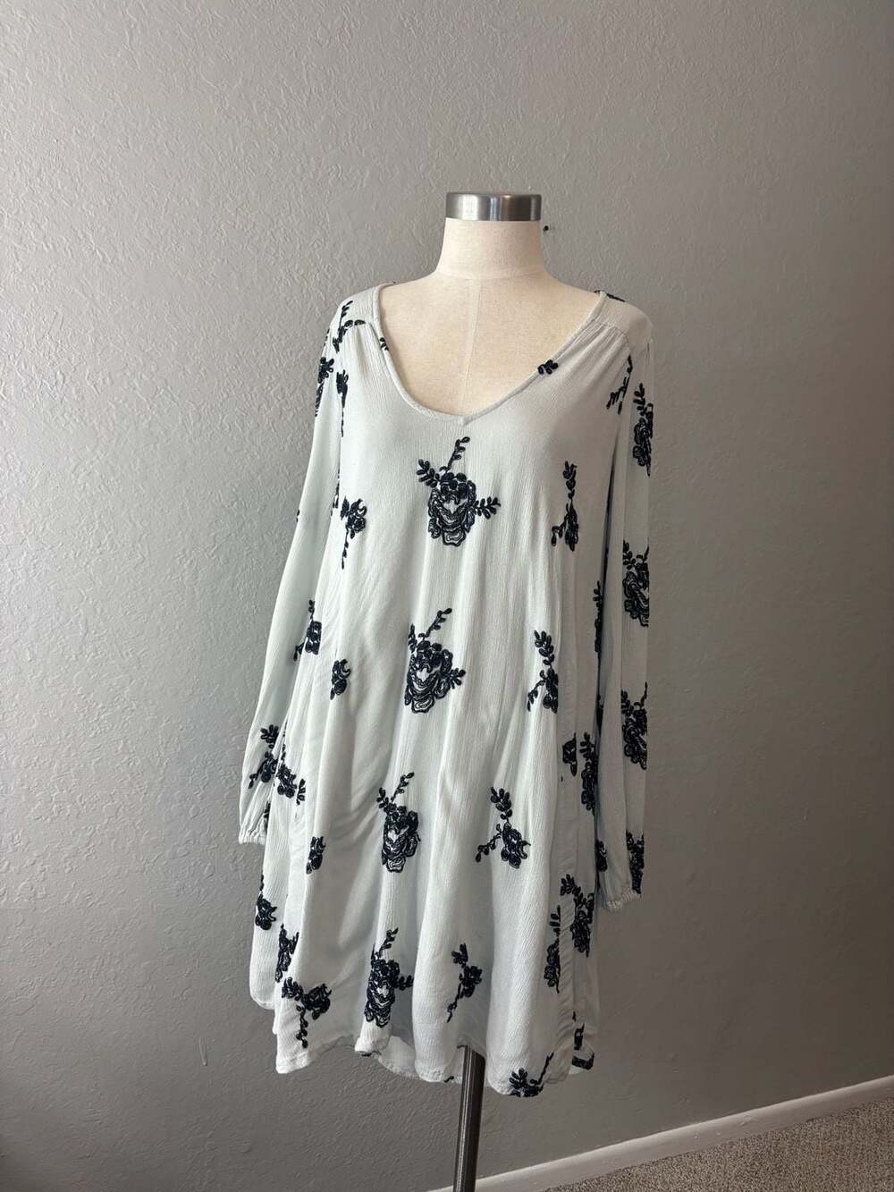 Free People Emma Embroidered Long Sleeve Tunic Swing Mini Dress